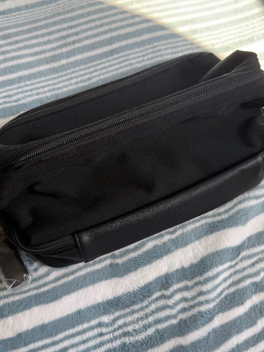 Beis Black Dopp Kit Toiletry Travel Bag